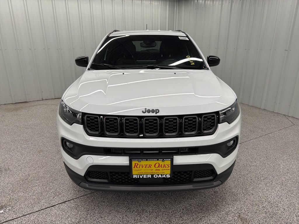 New 2026 Jeep Compass Latitude image 2