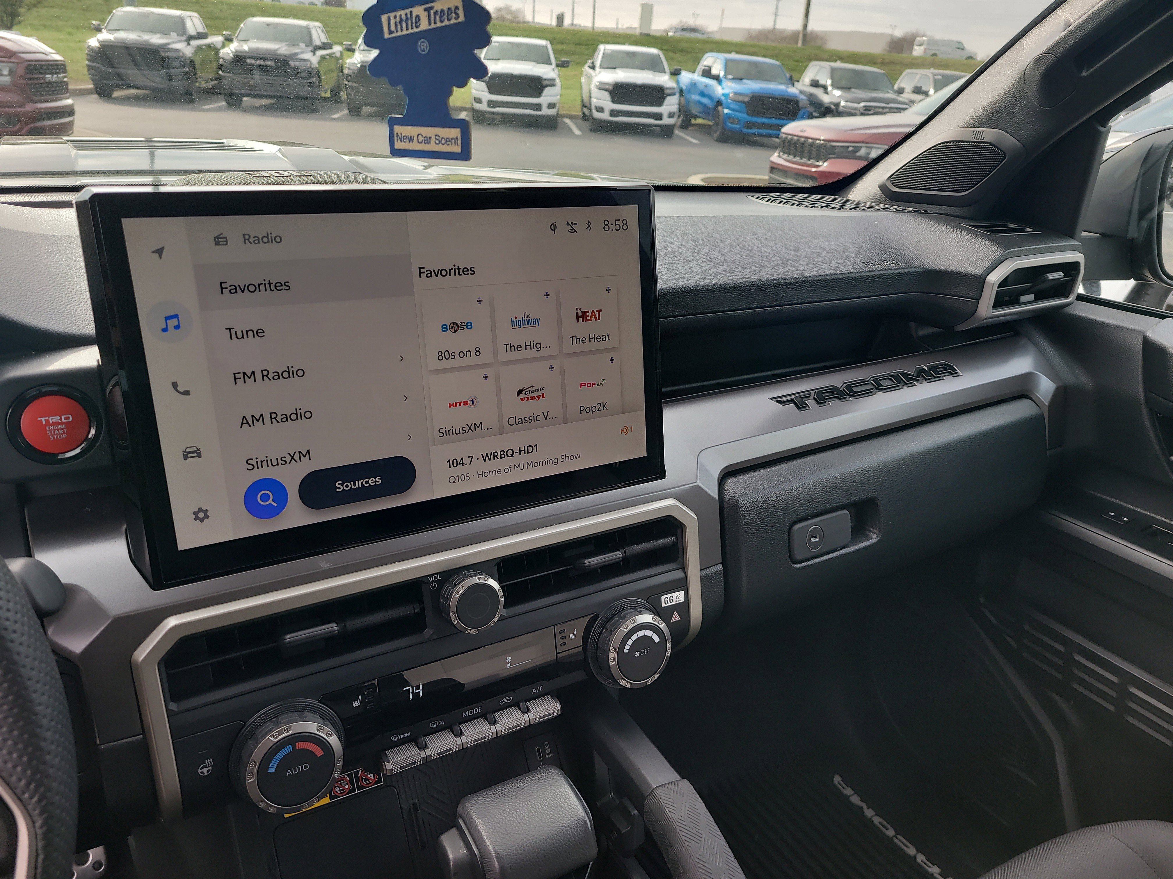 Used 2024 Toyota Tacoma TRD Sport w/ TRD Sport Upgrade Package image 20