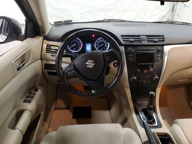Used 2010 Suzuki Kizashi SE FWD image 14