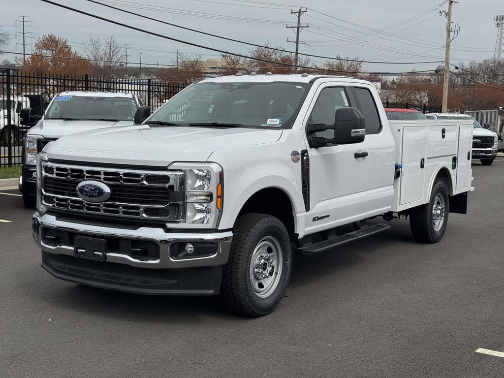 New 2026 Ford F350 XL w/ XL Chrome Package AWD/4WD image 7