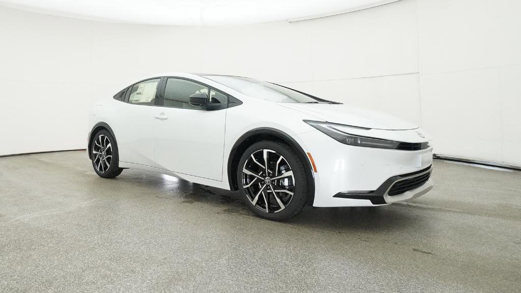 New 2025 Toyota Prius Plug-In Hybrid image 30