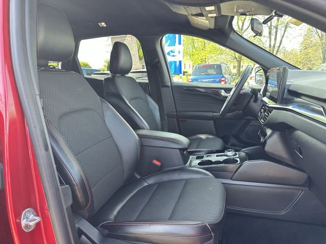 Used 2023 Ford Escape ST-Line w/ Tech Pack #1 AWD/4WD image 26