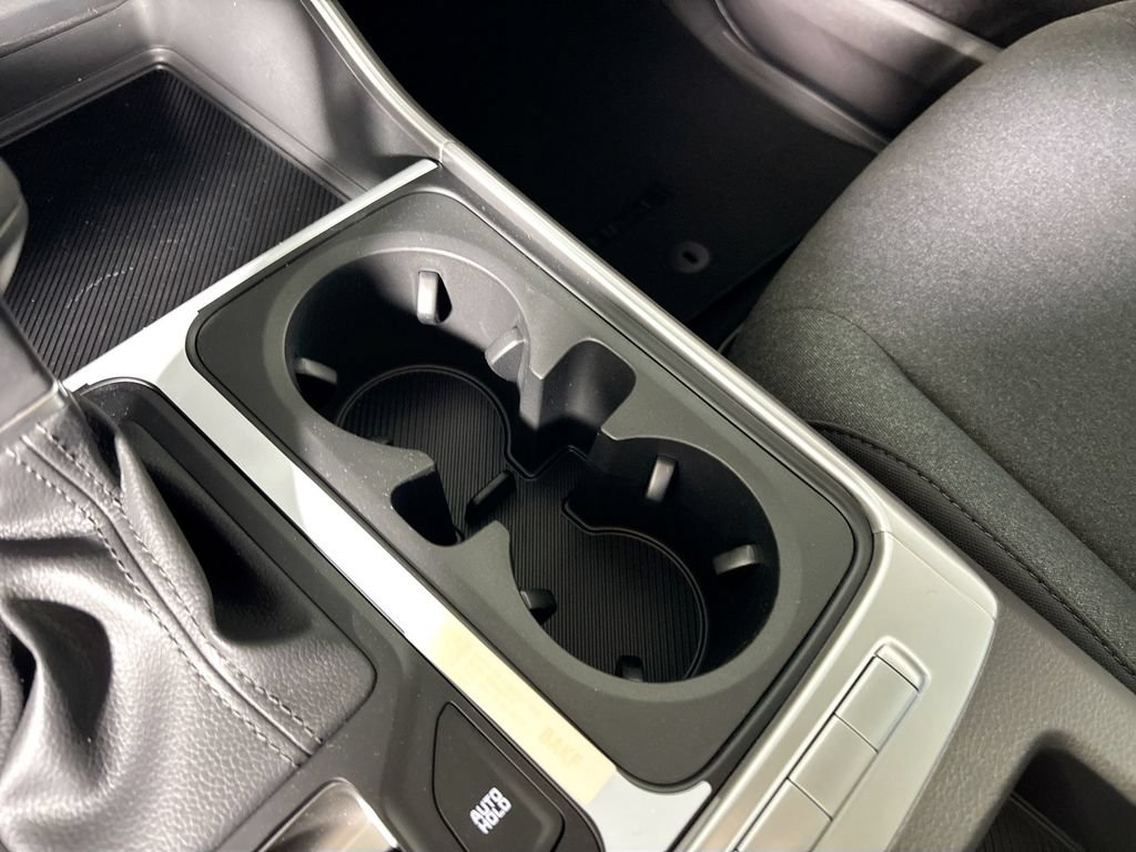 New 2027 Kia Carnival LX FWD image 15