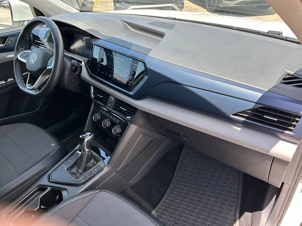 Certified 2023 Volkswagen Taos SE w/ Panoramic Sunroof Package FWD image 34