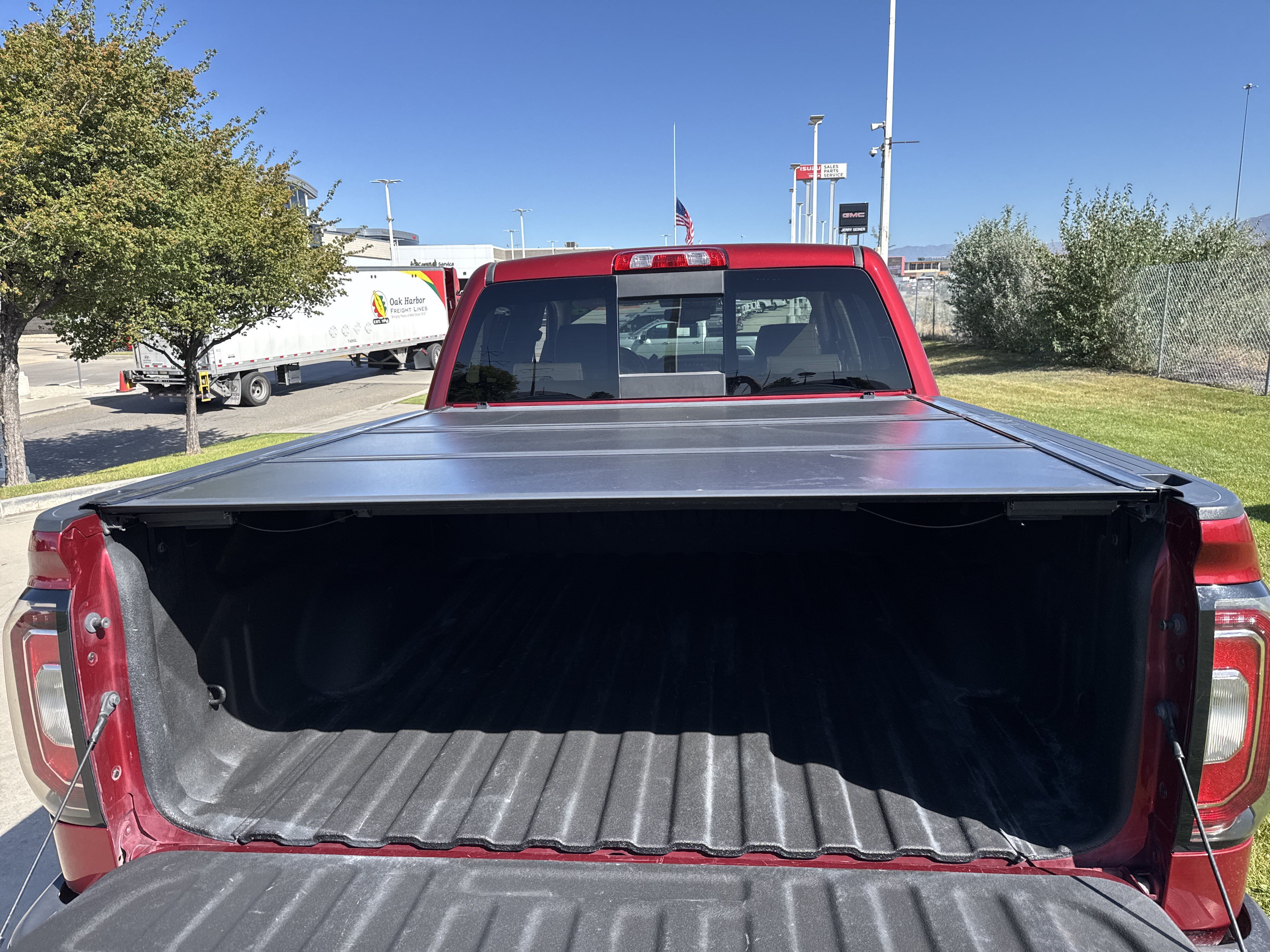 Used 2018 GMC Sierra 1500 Denali AWD/4WD image 22