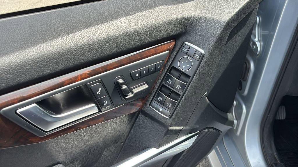 Used 2013 Mercedes-Benz GLK 250 BlueTEC 4MATIC image 14