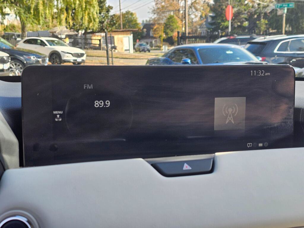 Used 2024 MAZDA CX-90 Plug-In Hybrid w/ Premium Plus AWD/4WD image 28