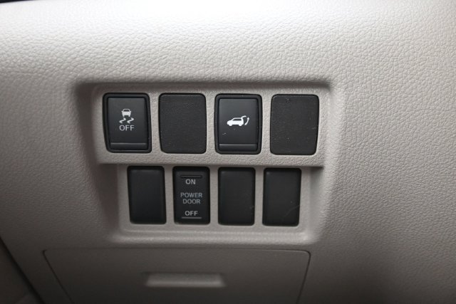 Used 2012 Nissan Quest SL w/ Bose Pkg FWD image 28