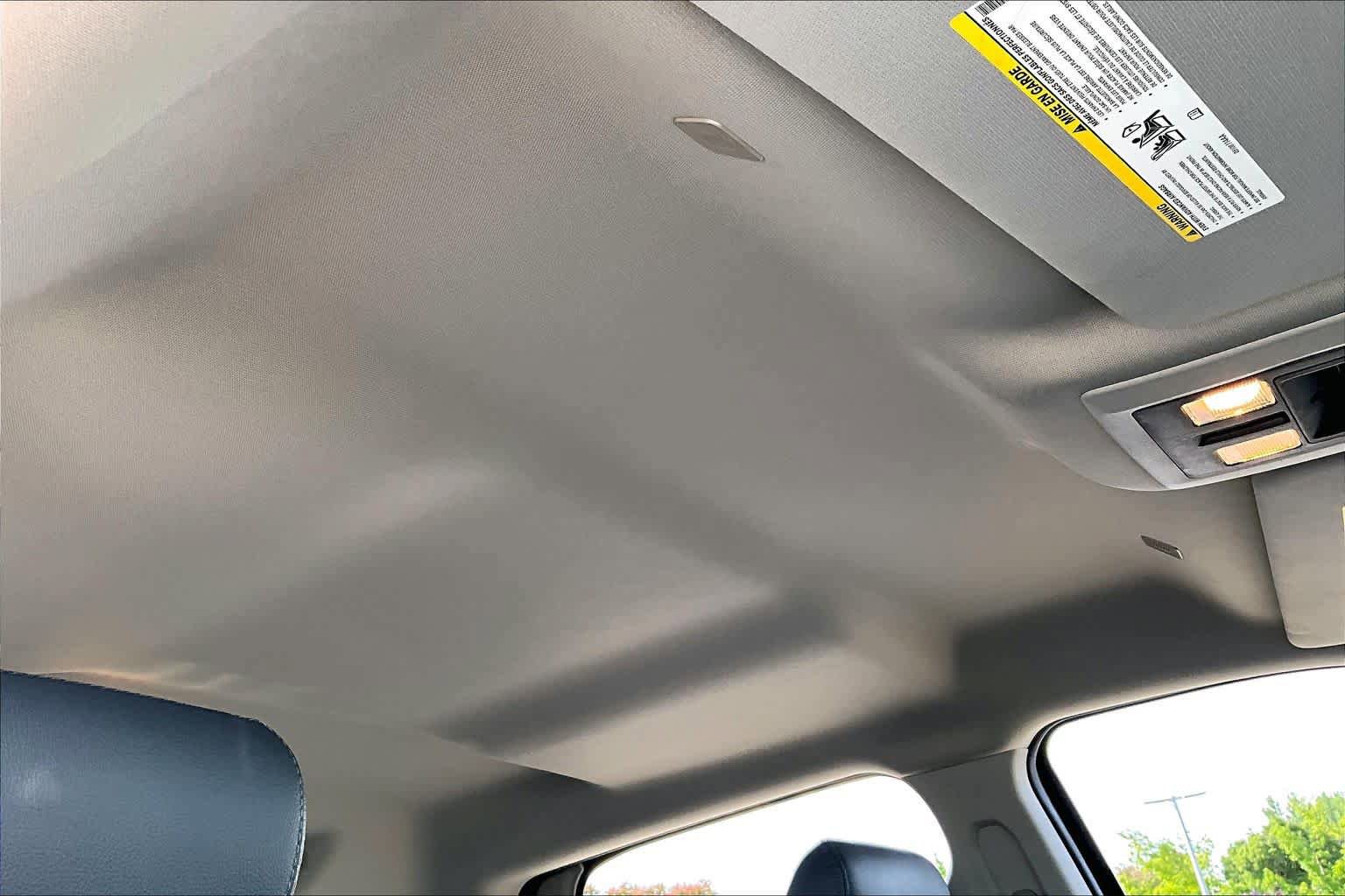 Used 2019 RAM 1500 Tradesman w/ Chrome Appearance Group RWD image 13