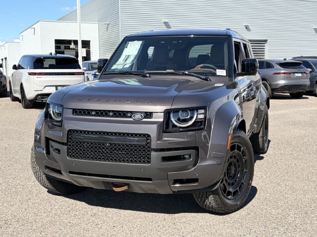 New 2026 Land Rover Defender 110 OCTA AWD/4WD image 3