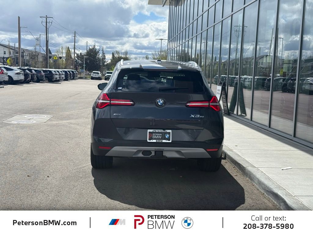 Used 2025 BMW X3 xDrive30i w/ Premium Package image 4