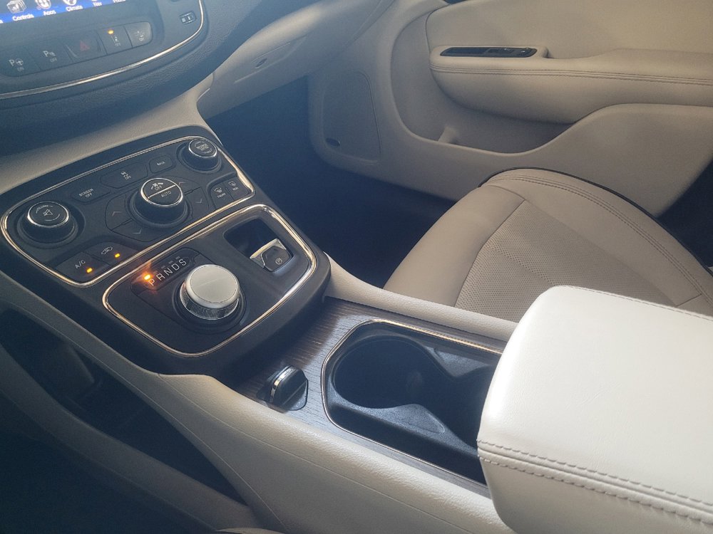 Used 2015 Chrysler 200 C w/ Navigation & Sound Group I FWD image 26