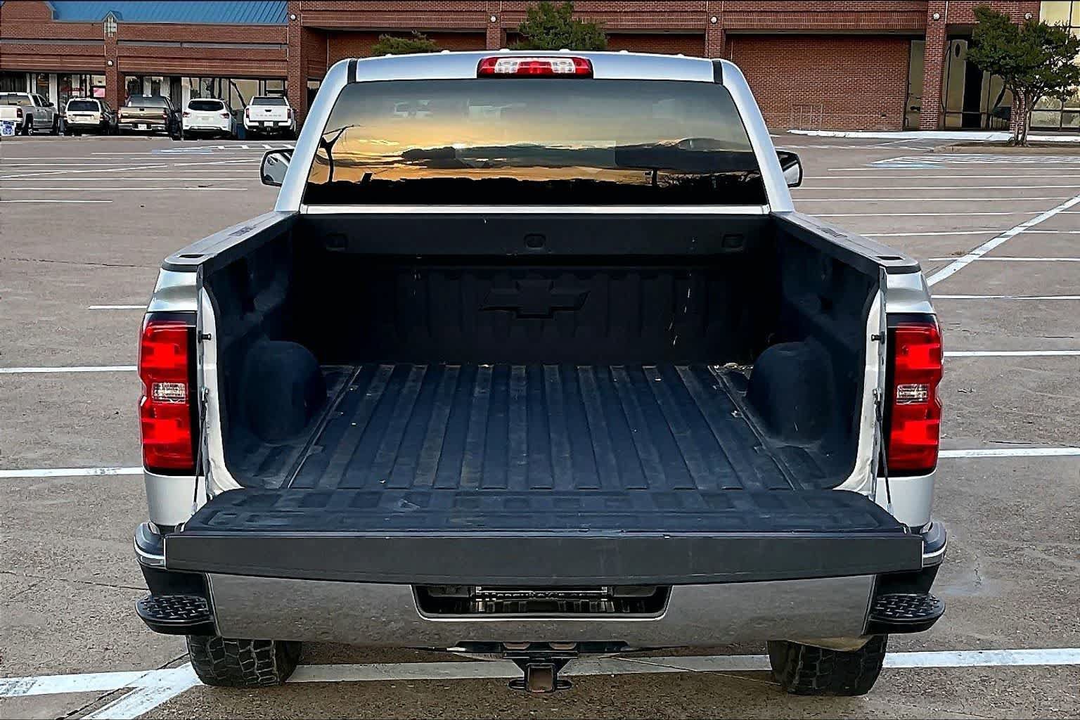 Used 2016 Chevrolet Silverado 1500 LT AWD/4WD image 17