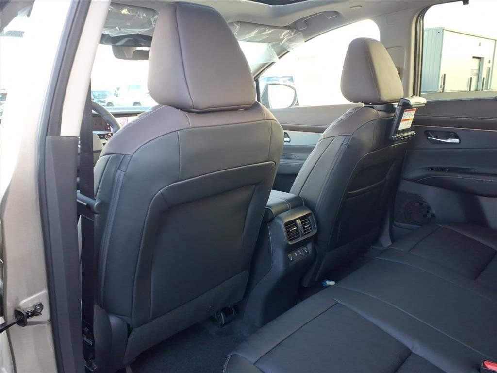 New 2026 Nissan Murano Platinum image 27