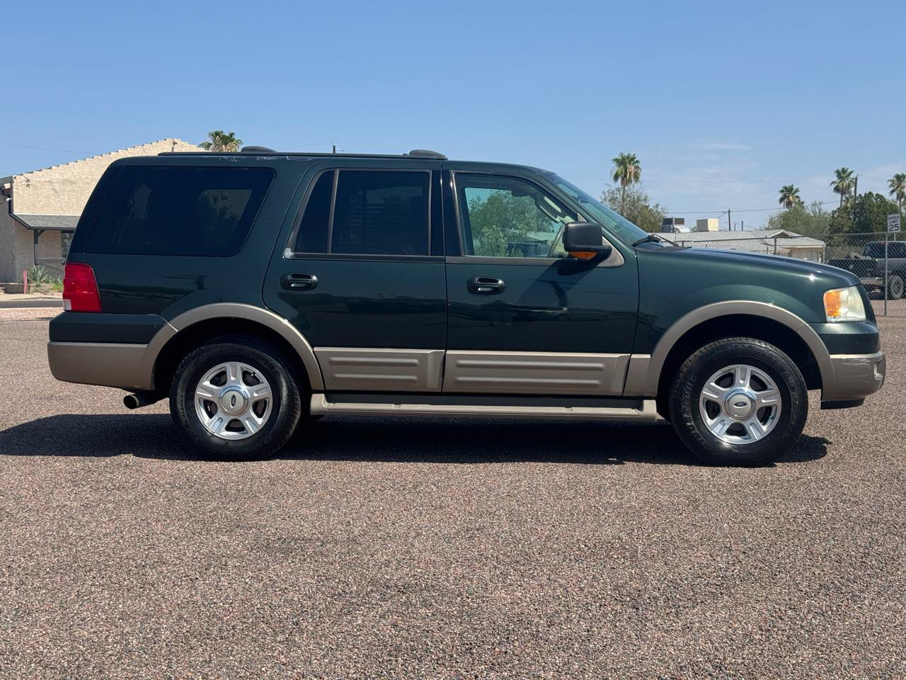 Used 2003 Ford Expedition Eddie Bauer RWD image 10