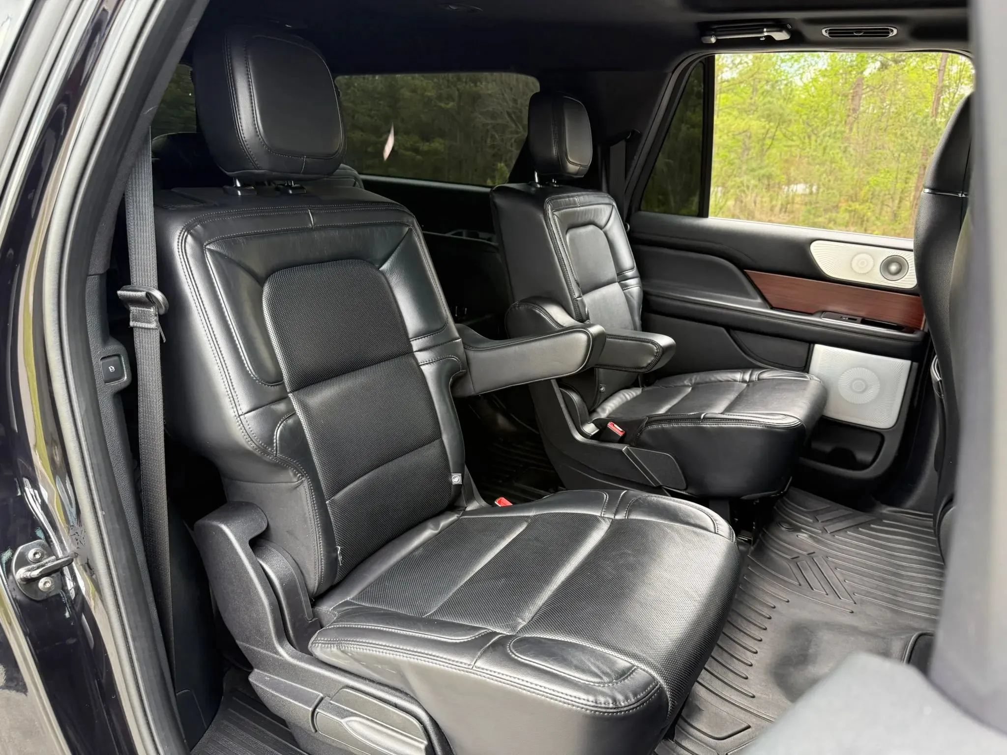 Used 2021 Lincoln Navigator L Reserve AWD/4WD image 17