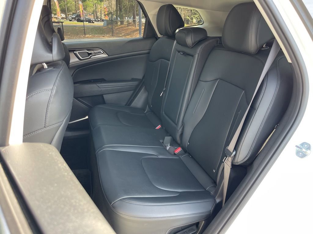 Certified 2023 Kia Sportage EX AWD/4WD image 20