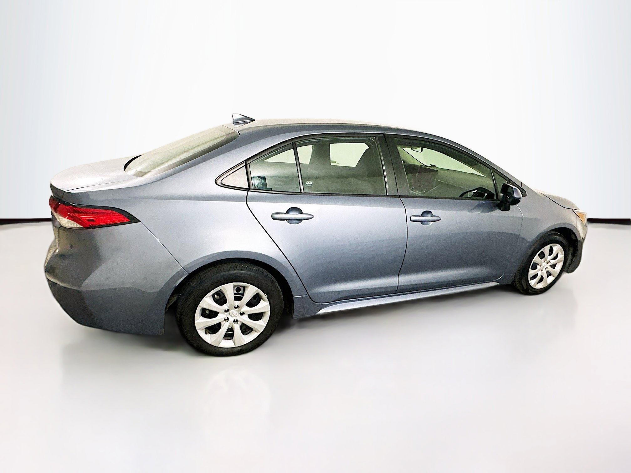 Used 2024 Toyota Corolla LE image 10