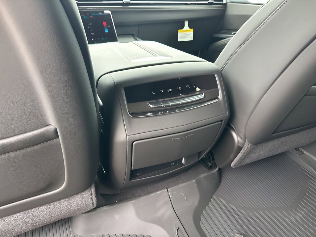 New 2026 Cadillac Escalade Luxury w/ LPO, Floor Liner Package image 23