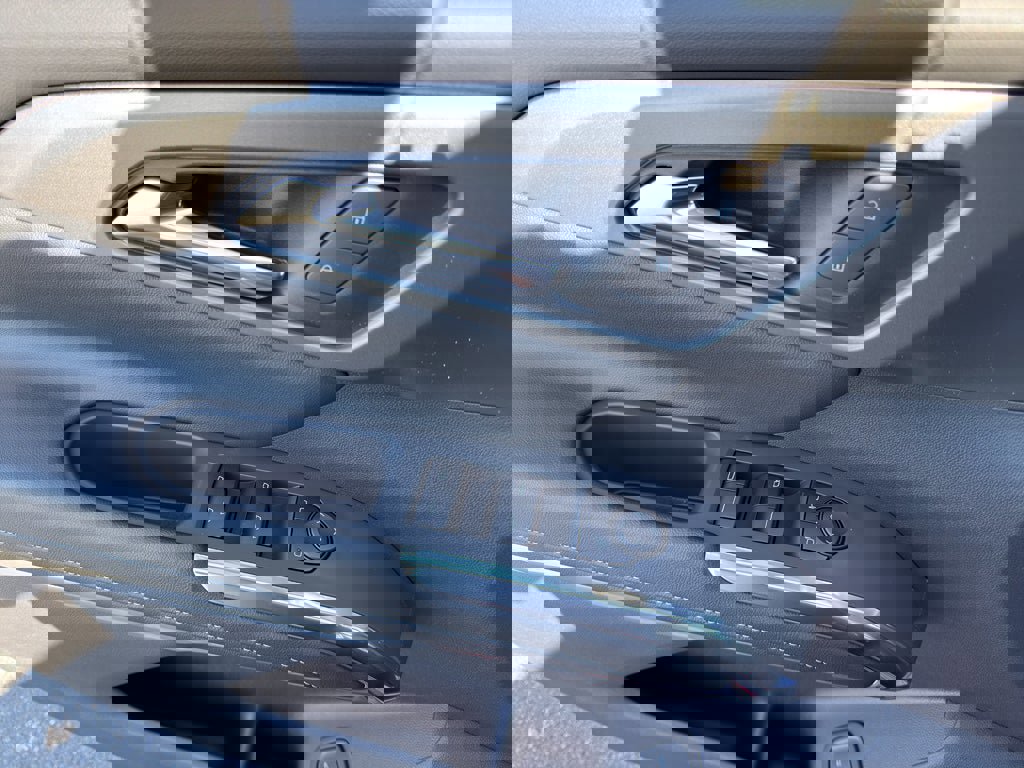 New 2026 Chevrolet Traverse LT image 10