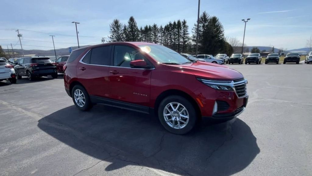 Certified 2024 Chevrolet Equinox LT image 2