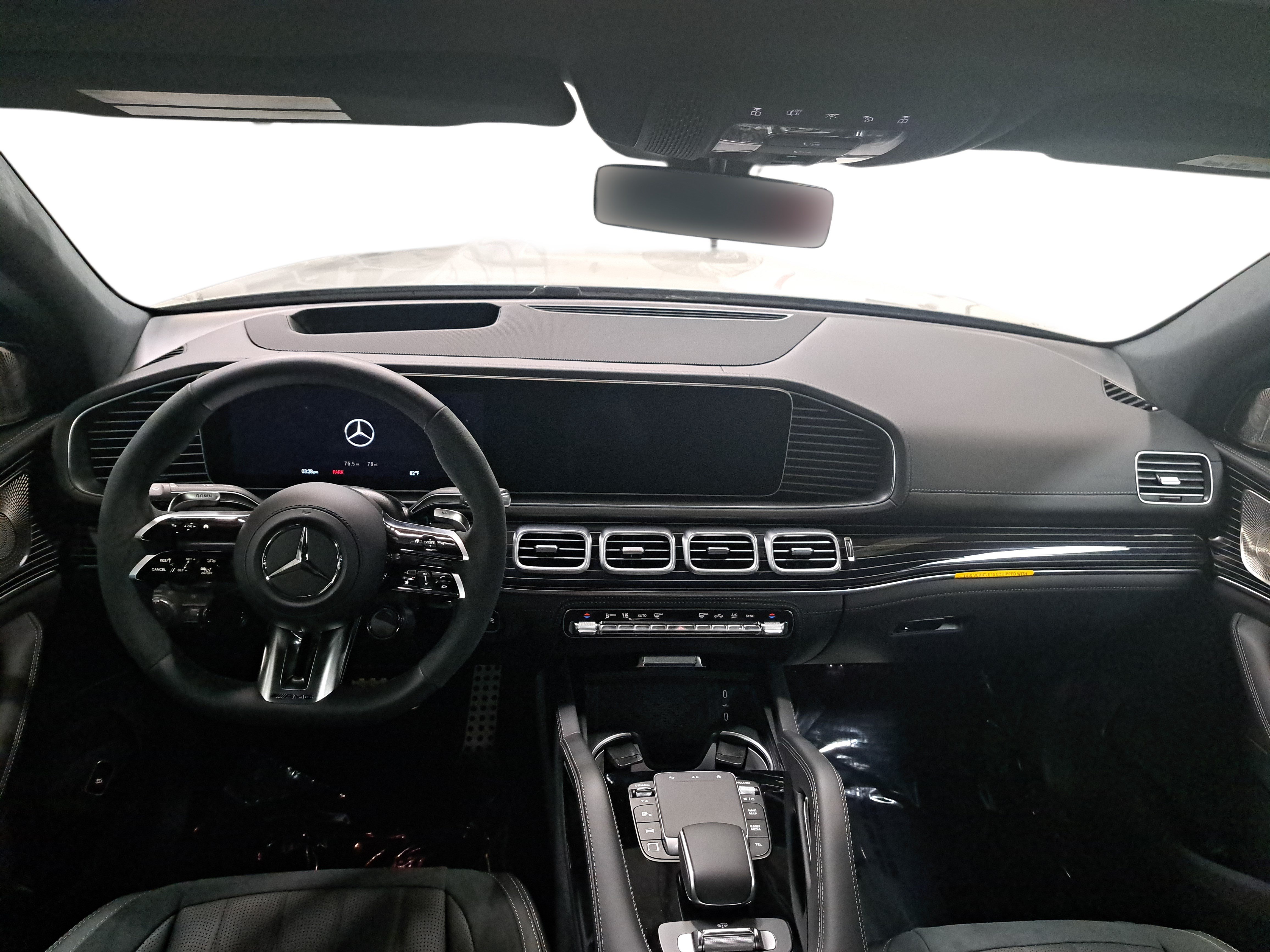 New 2026 Mercedes-Benz GLS 63 AMG 4MATIC image 9