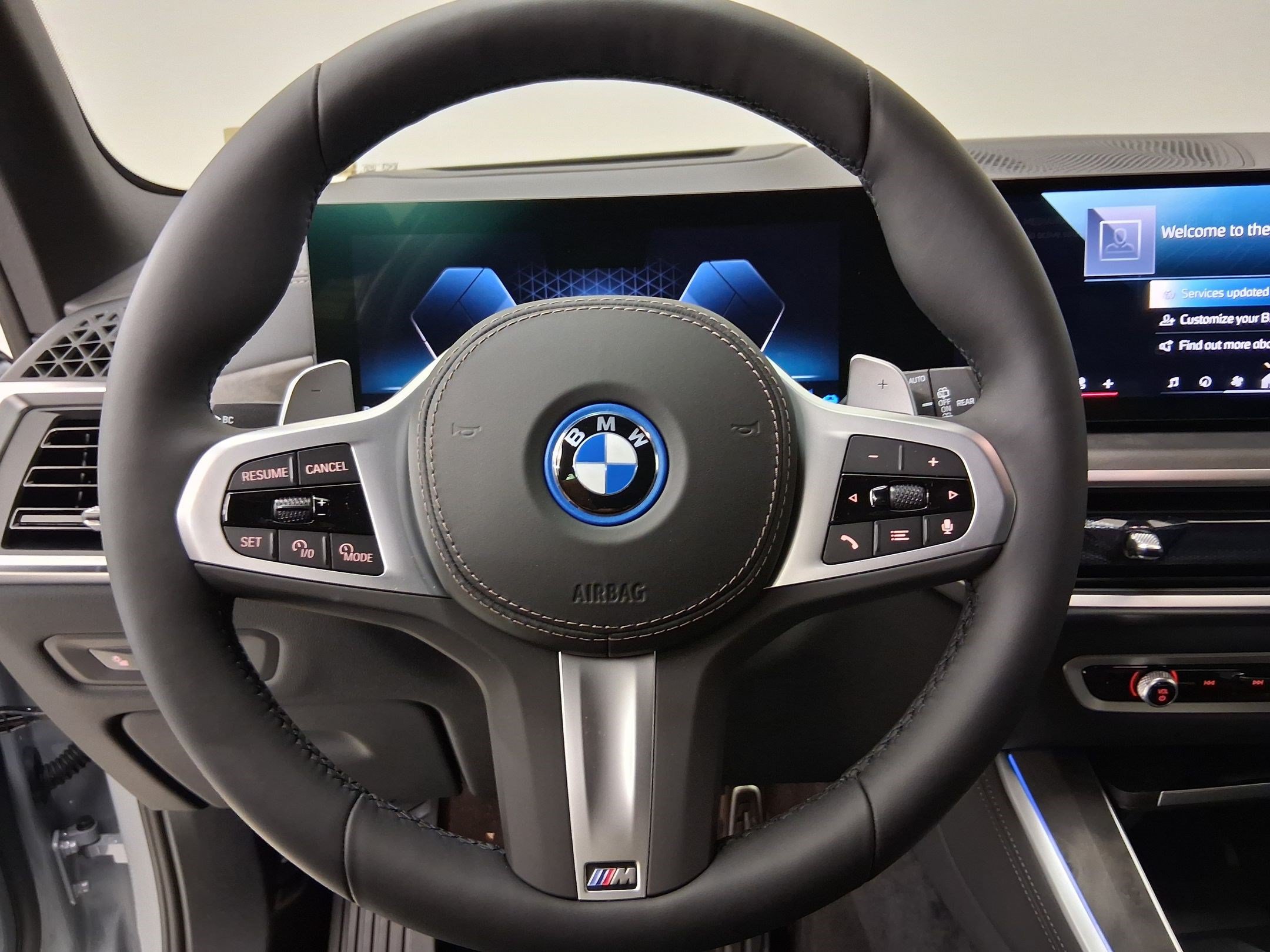 New 2026 BMW X5 xDrive50e w/ M Sport Package AWD/4WD image 9
