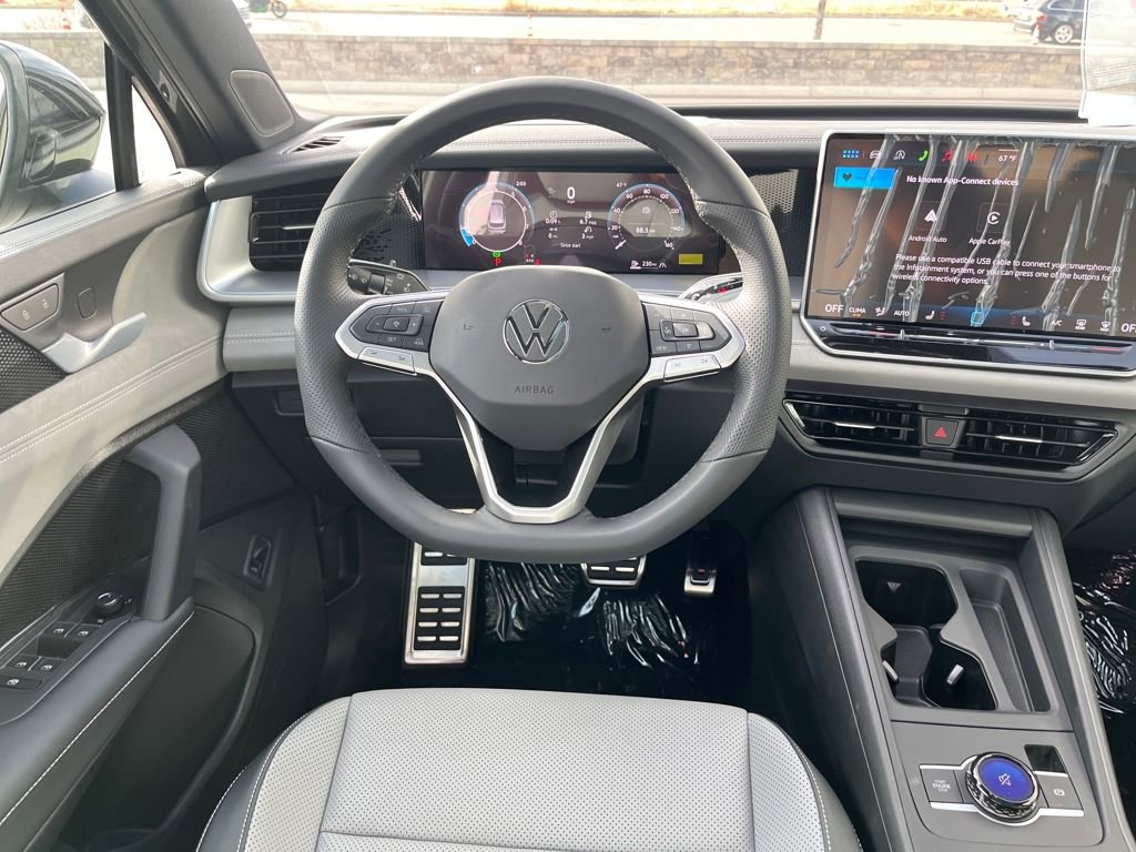 New 2026 Volkswagen Tiguan SE R-Line image 21