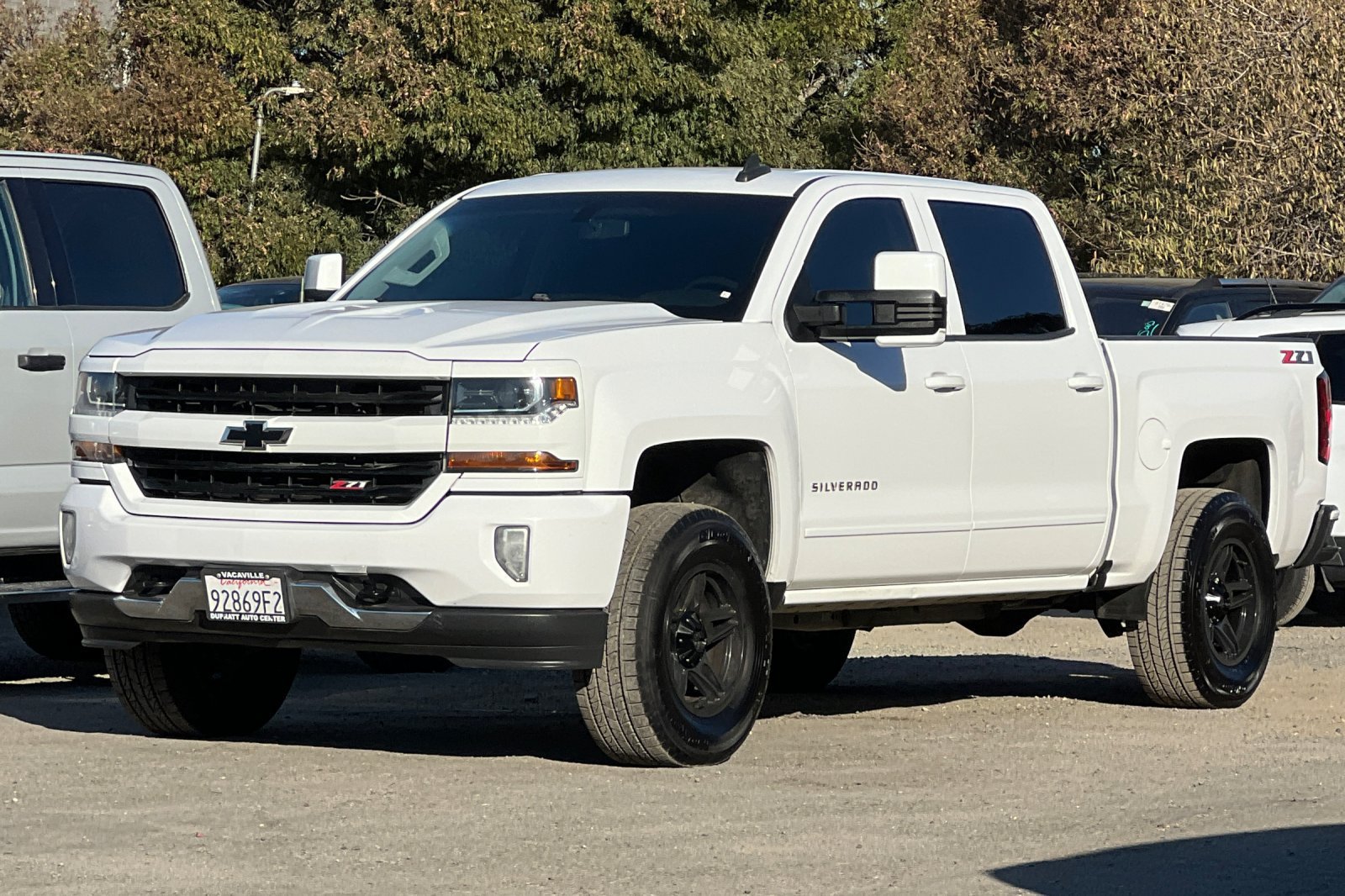 Used 2018 Chevrolet Silverado 1500 LT w/ All Star Edition AWD/4WD image 8