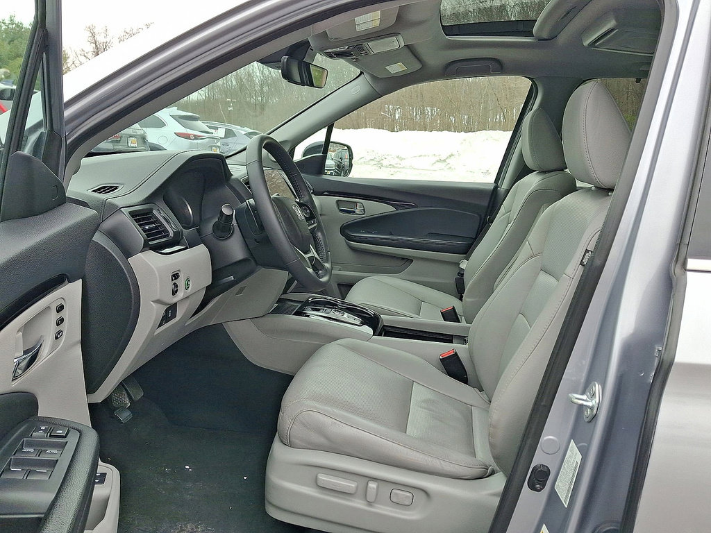 Used 2022 Honda Pilot Elite image 14