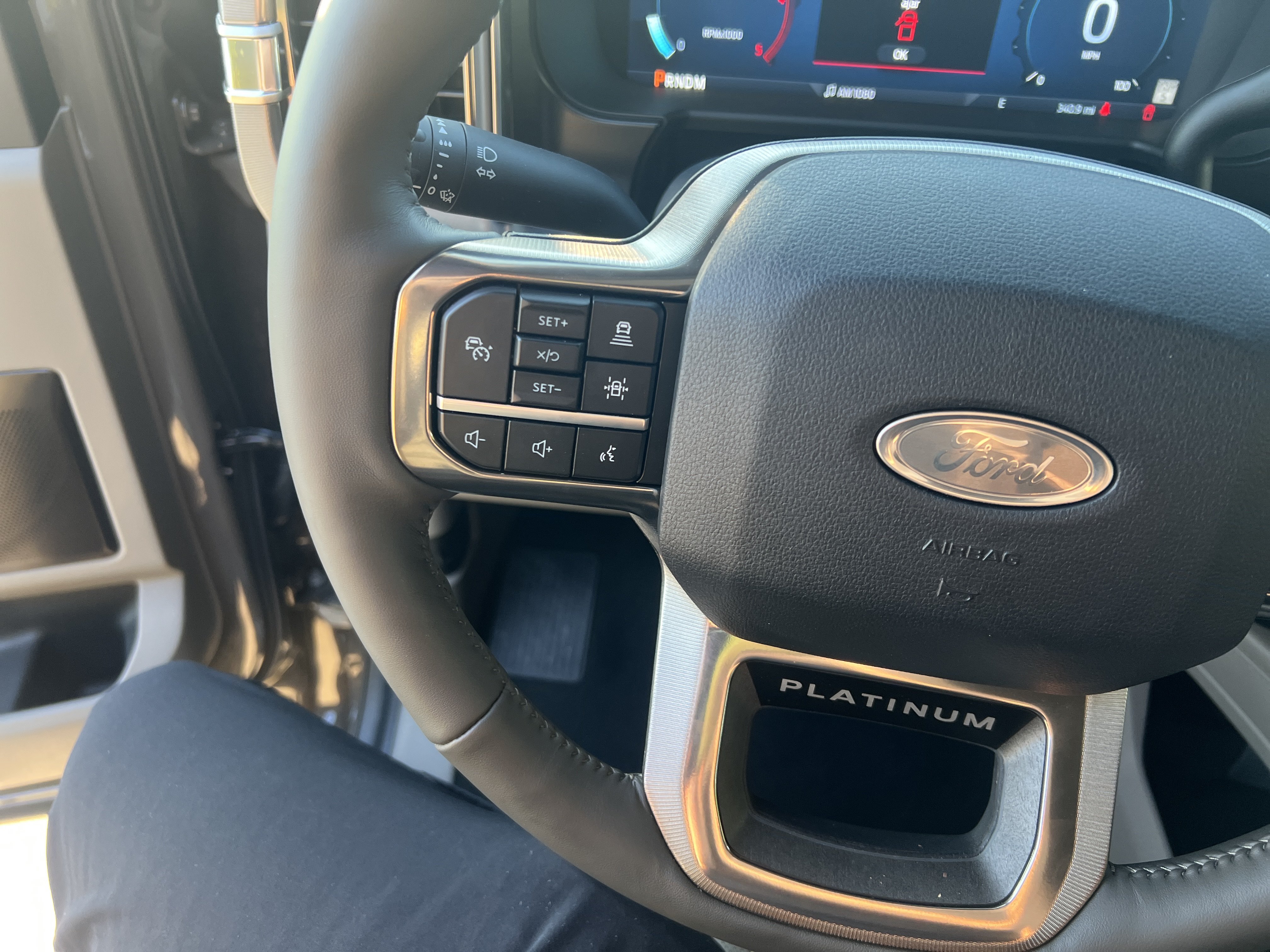 Used 2026 Ford F450 Platinum w/ Platinum Plus Package AWD/4WD image 17