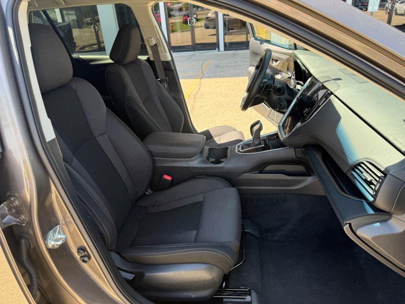 Used 2022 Subaru Outback Premium AWD/4WD image 16