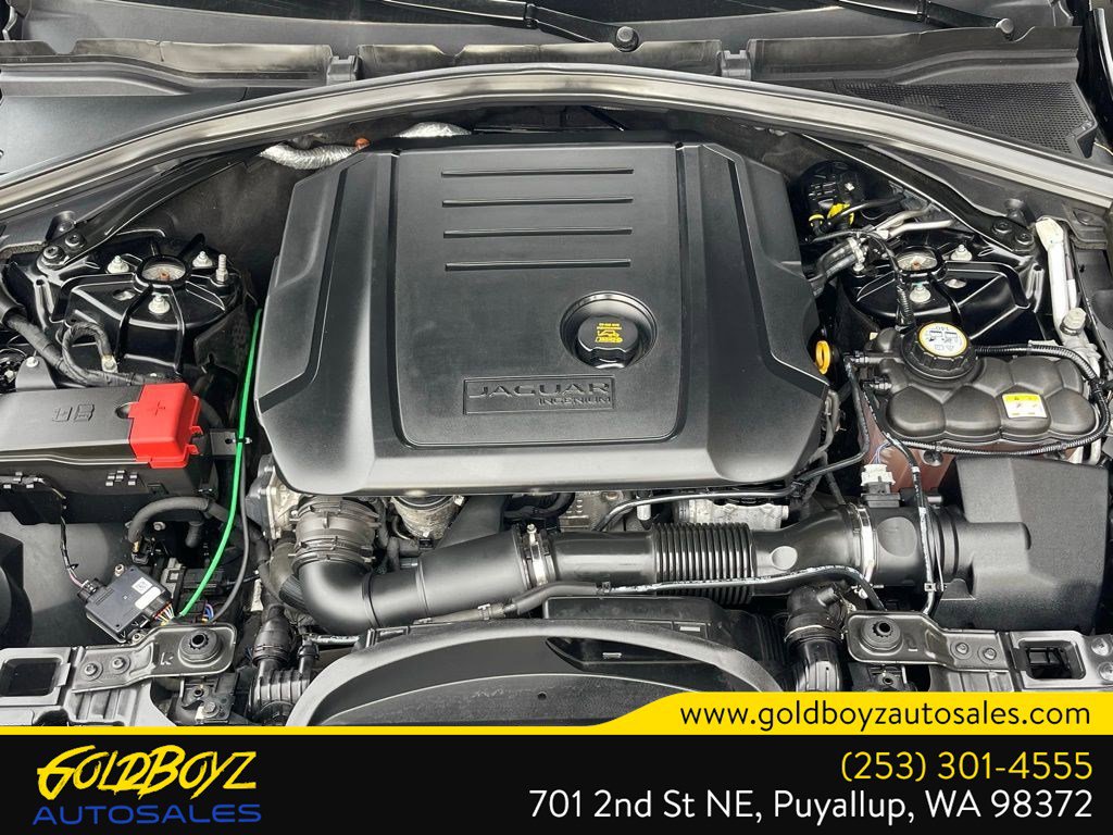 Used 2018 Jaguar F-PACE Premium image 9