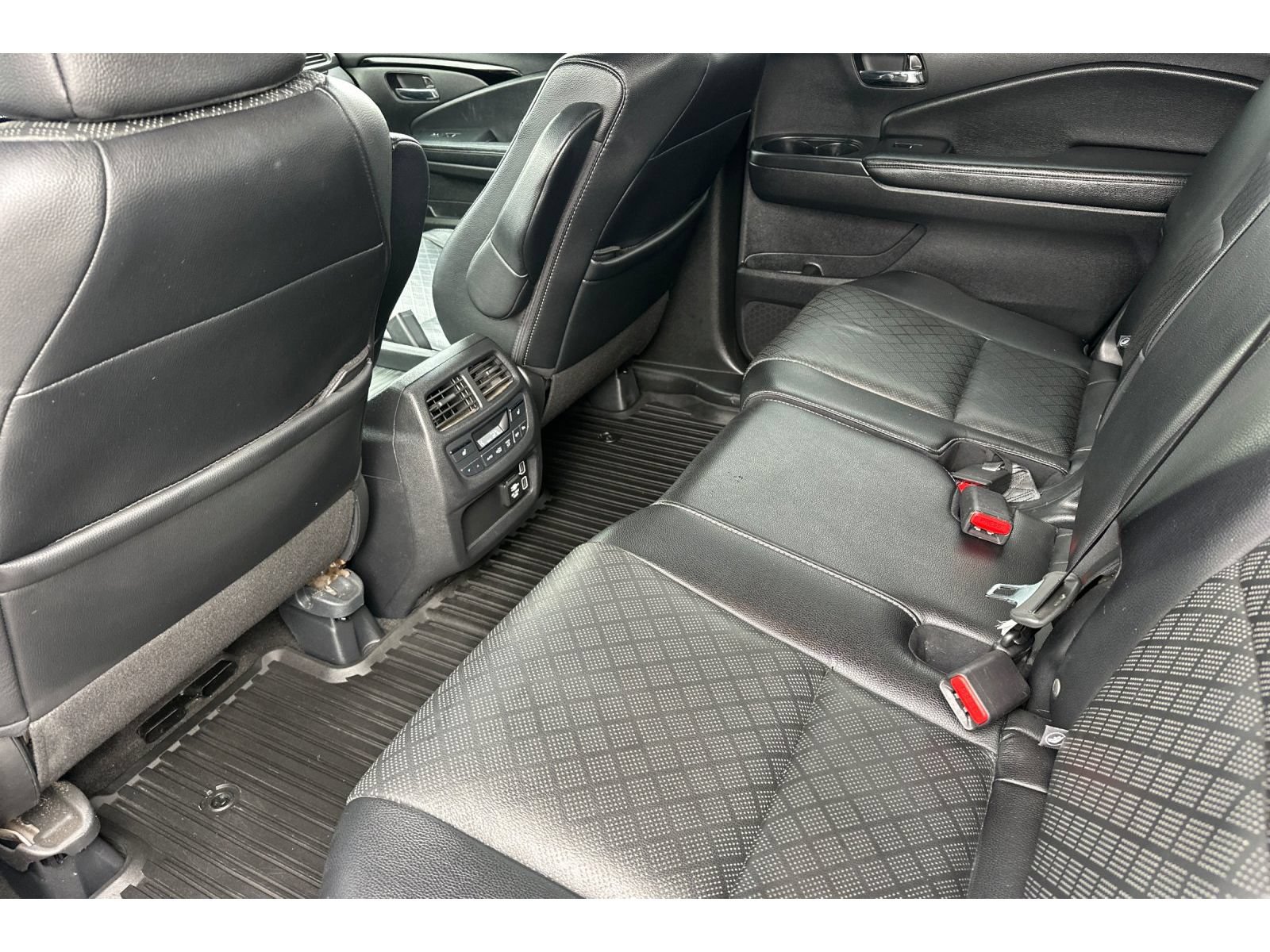 Used 2019 Honda Passport Elite image 13