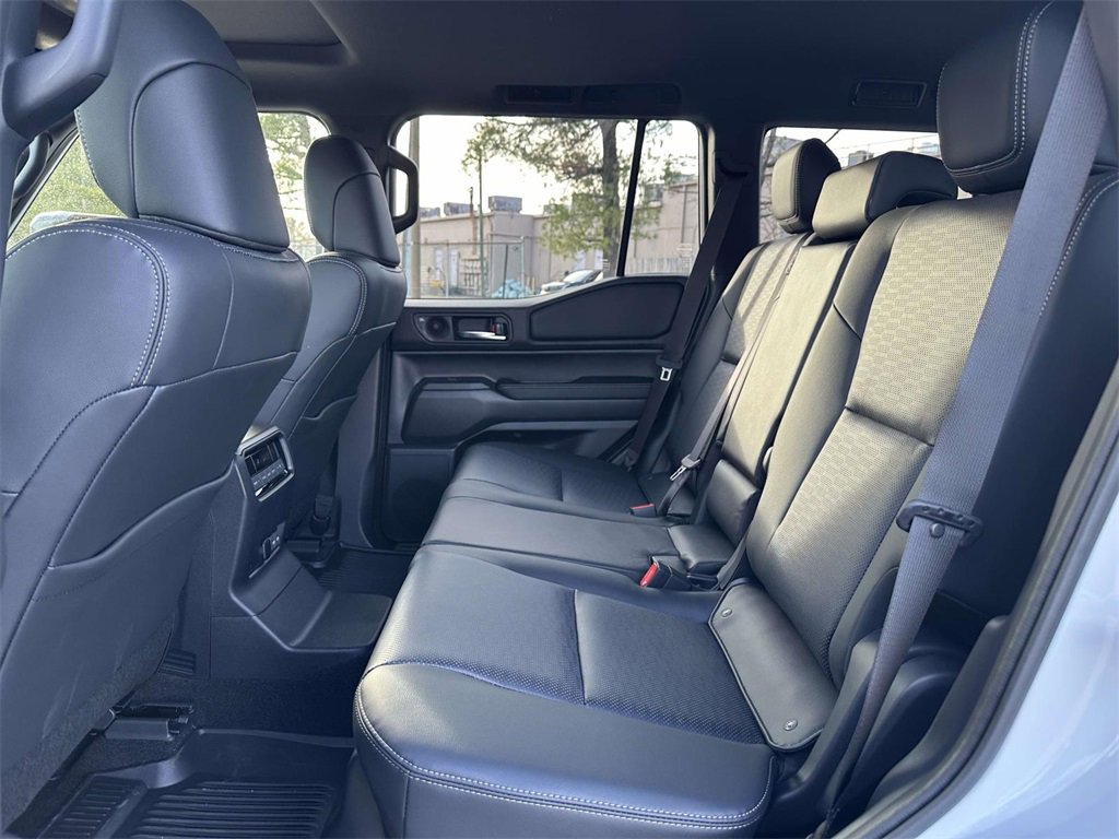 Used 2025 Toyota Land Cruiser image 17