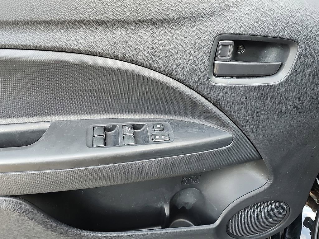 Used 2019 Mitsubishi Mirage LE image 12