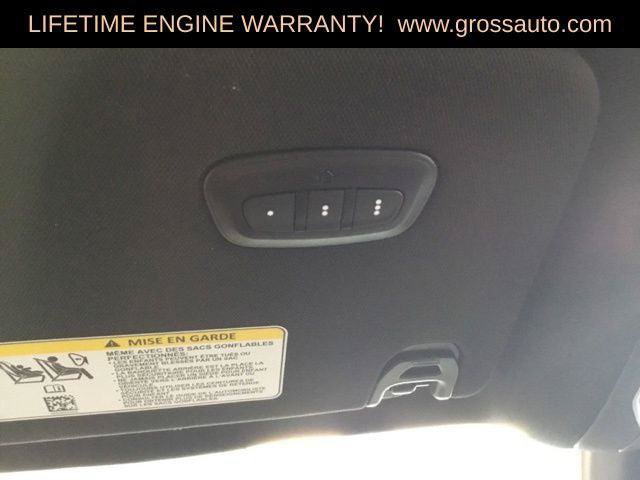 Certified 2024 Jeep Wagoneer L Series II AWD/4WD image 16