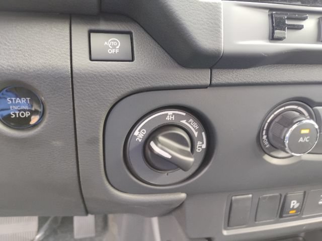 New 2026 Nissan Frontier SV w/ Tow Package AWD/4WD image 21