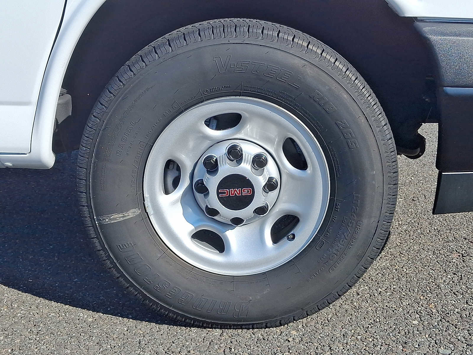 New 2025 GMC Savana 3500 w/ Driver Convenience Package image 7