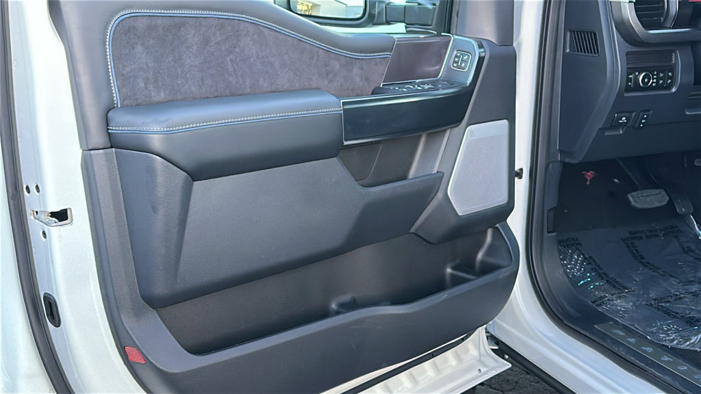 New 2026 Ford F250 Platinum image 23