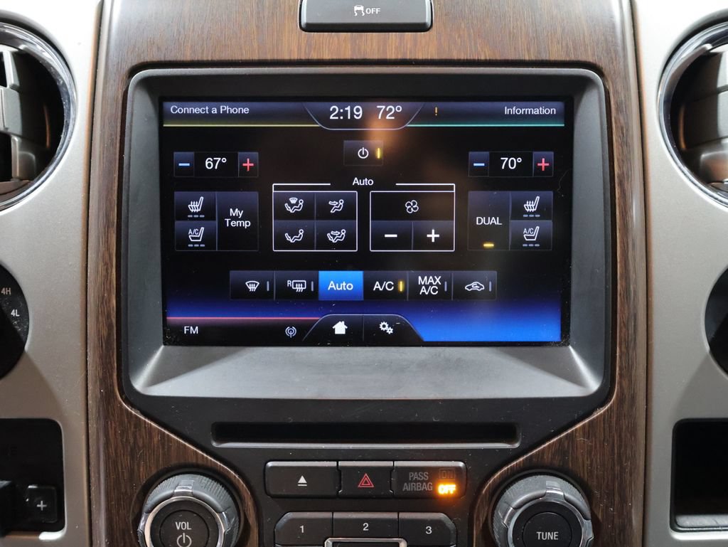 Used 2014 Ford F150 Lariat w/ Lariat Chrome Package AWD/4WD image 28