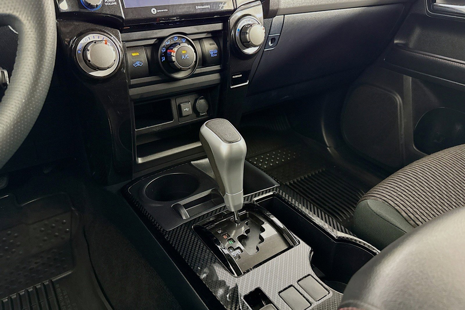 Used 2023 Toyota 4Runner TRD Off-Road image 5