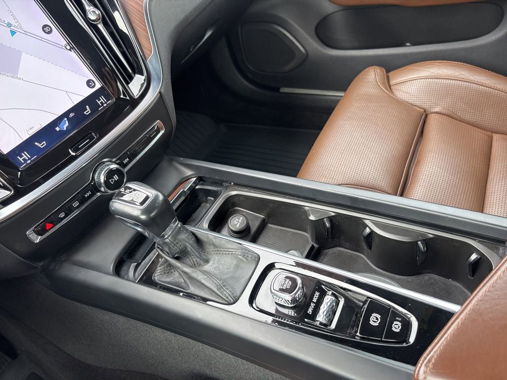 Used 2019 Volvo S60 T6 Inscription image 19