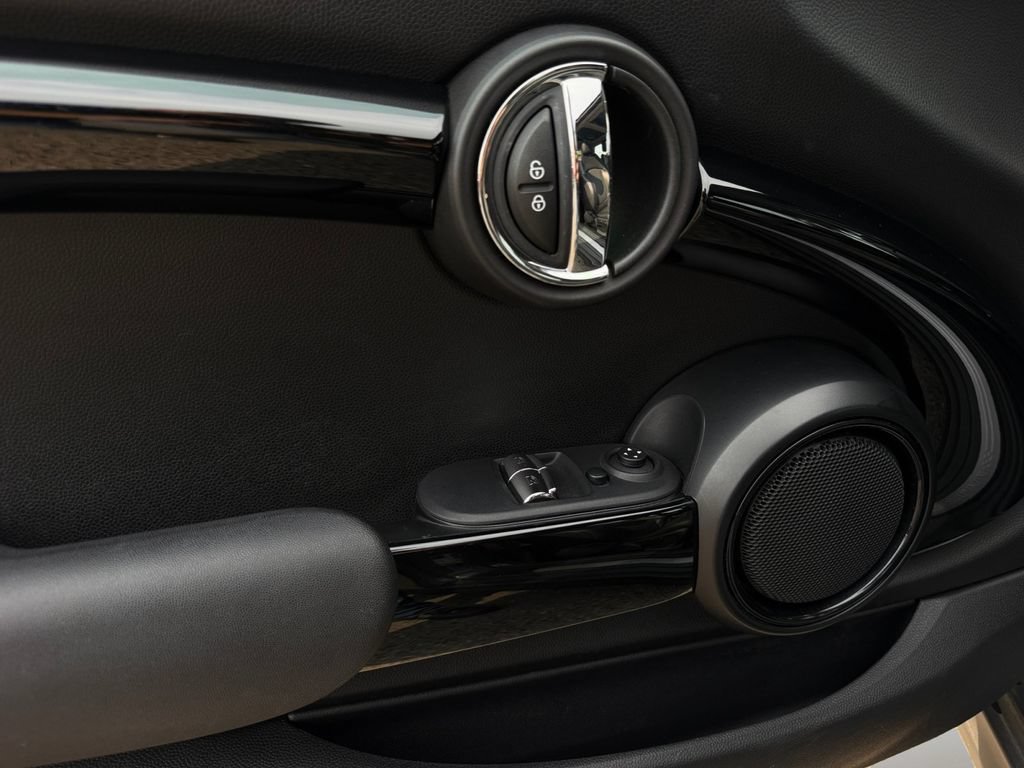 Used 2019 MINI Cooper S w/ Storage Package FWD image 10