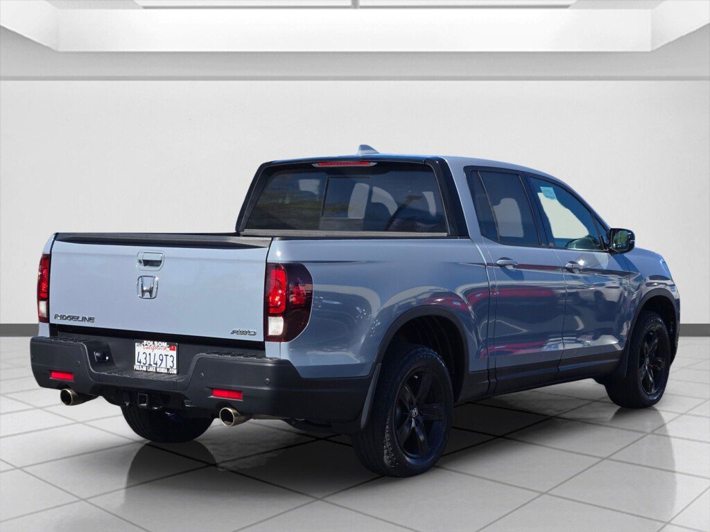 Certified 2023 Honda Ridgeline Black Edition image 5