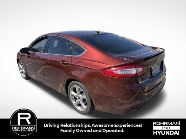 Used 2016 Ford Fusion SE FWD image 9