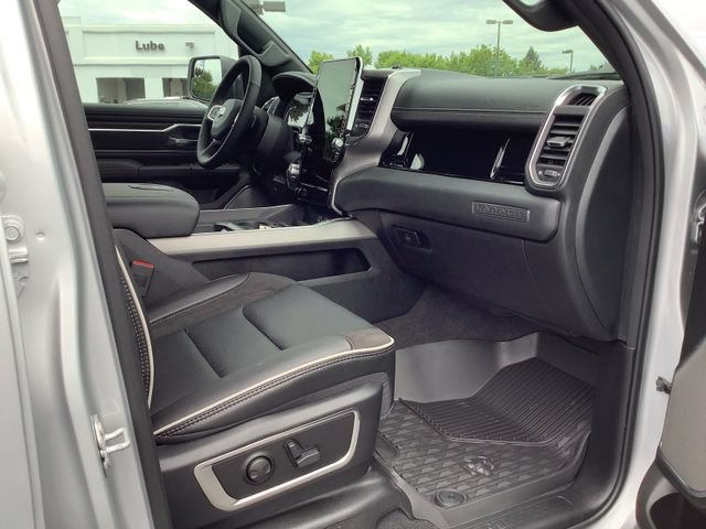 New 2026 RAM 1500 Laramie w/ Night Edition AWD/4WD image 39