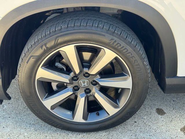 Used 2025 Honda Pilot Elite image 21