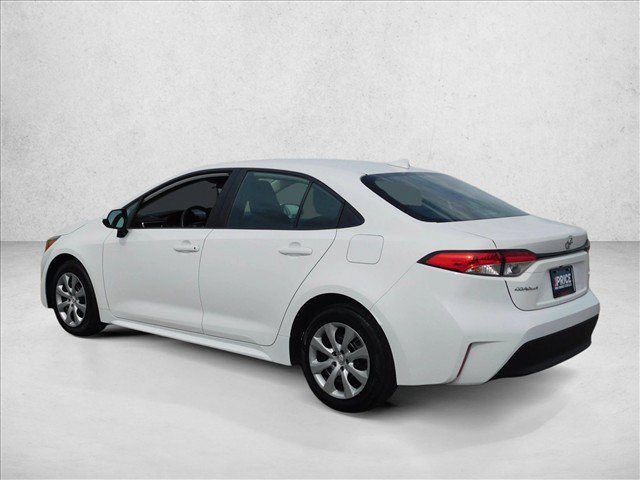 Used 2025 Toyota Corolla LE FWD image 14