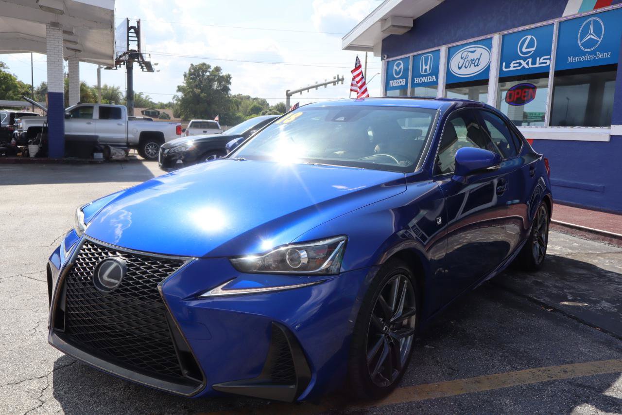Used 2018 Lexus IS 300 F Sport w/ F Sport Package RWD image 9